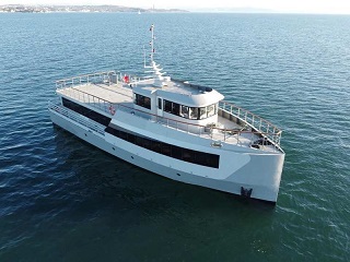 Heavy duty yacht / Crew boat